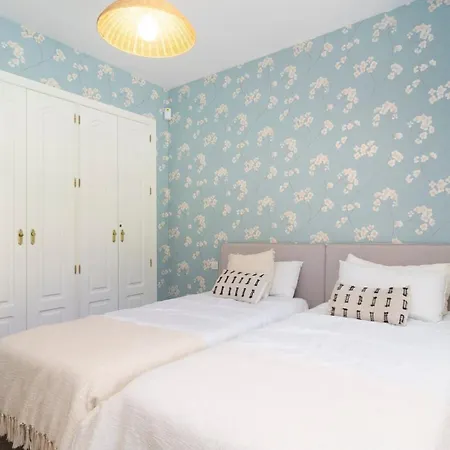 Lejlighed First-class Family Community. Chic Design King Bed Estepona
